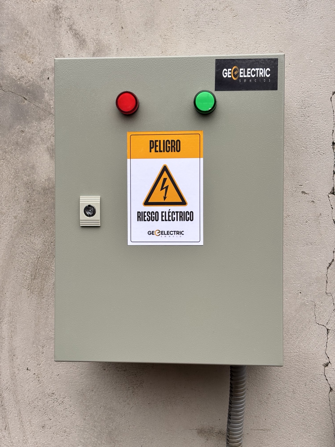 Gabinete eléctrico GEOELECTRIC